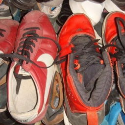 大量出售旧鞋子,旧鞋子批发回收旧鞋统货 旧衣市场 旧衣服网